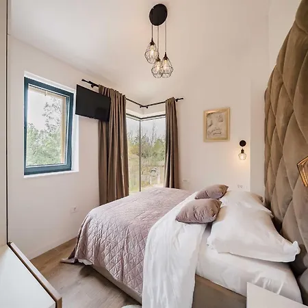 Stone Casa Giulia * Privlaka (Zadar)